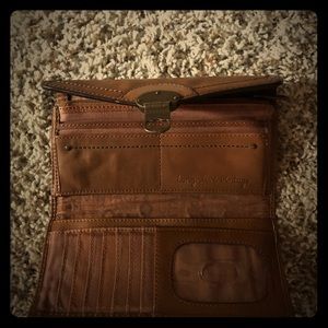 Fossil wallet